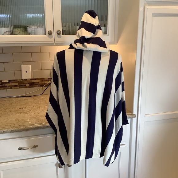 Bebe Pullover Striped Lightweight Sweater Poncho with Hood - Picture 2 of 8